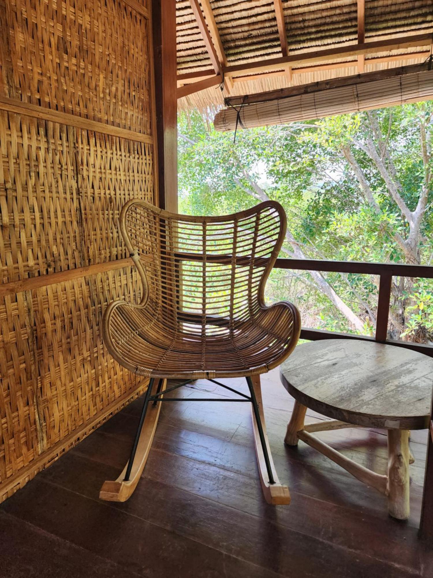 Basa-Basi Lodge Karimunjawa Exterior foto
